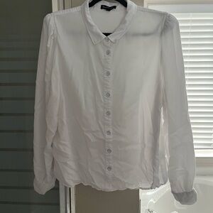 Velvet Heart Classic White Button-Down Shirt